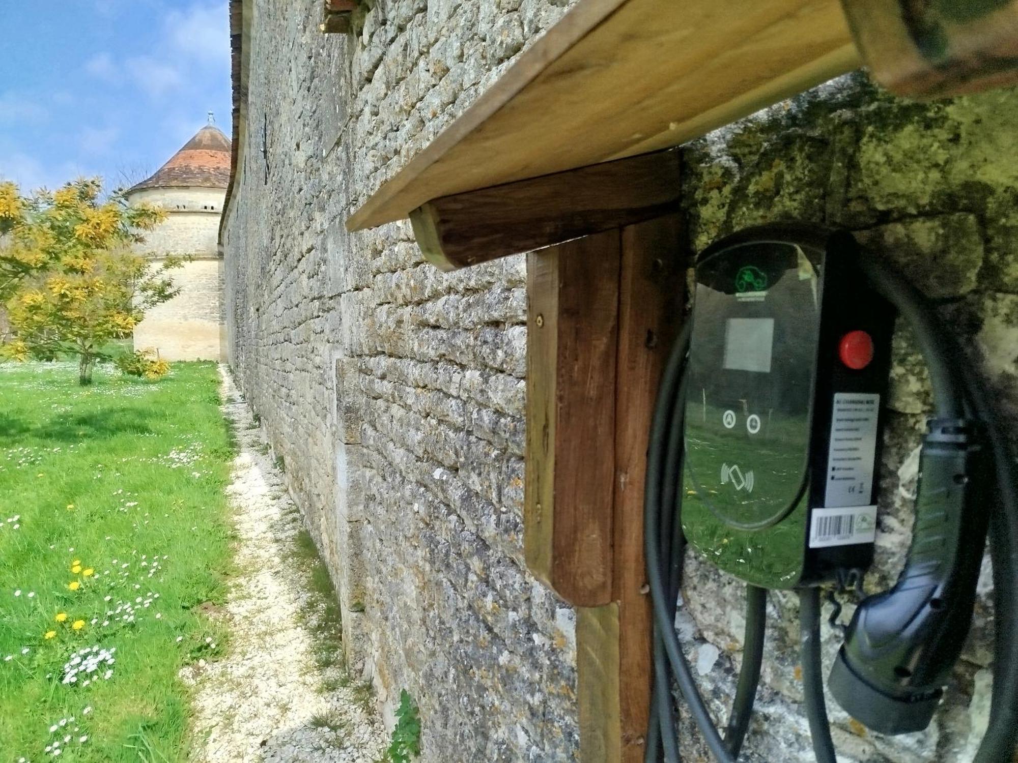 Château de Bois Charmant Les Nouillers Exterior foto
